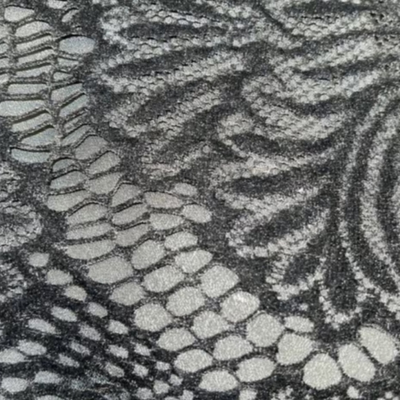 Loft-Velvet Short Dress - Picture 4 of 5